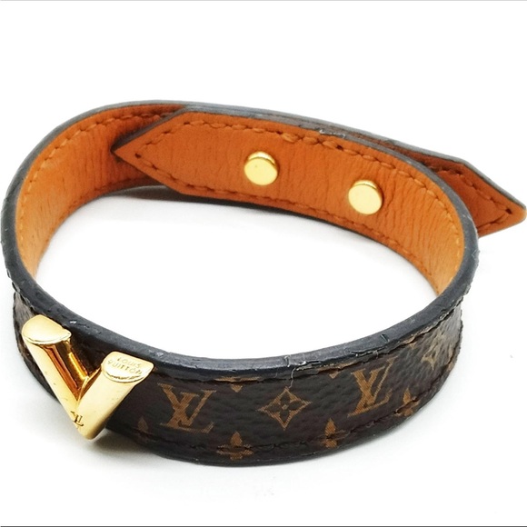 Louis Vuitton Essential V Bracelet - Picture 1 of 9